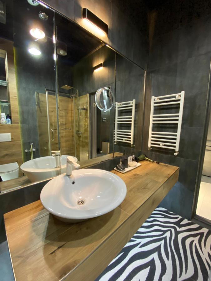 New Double Room Luxury Apartment In The Center Кишинев Екстериор снимка