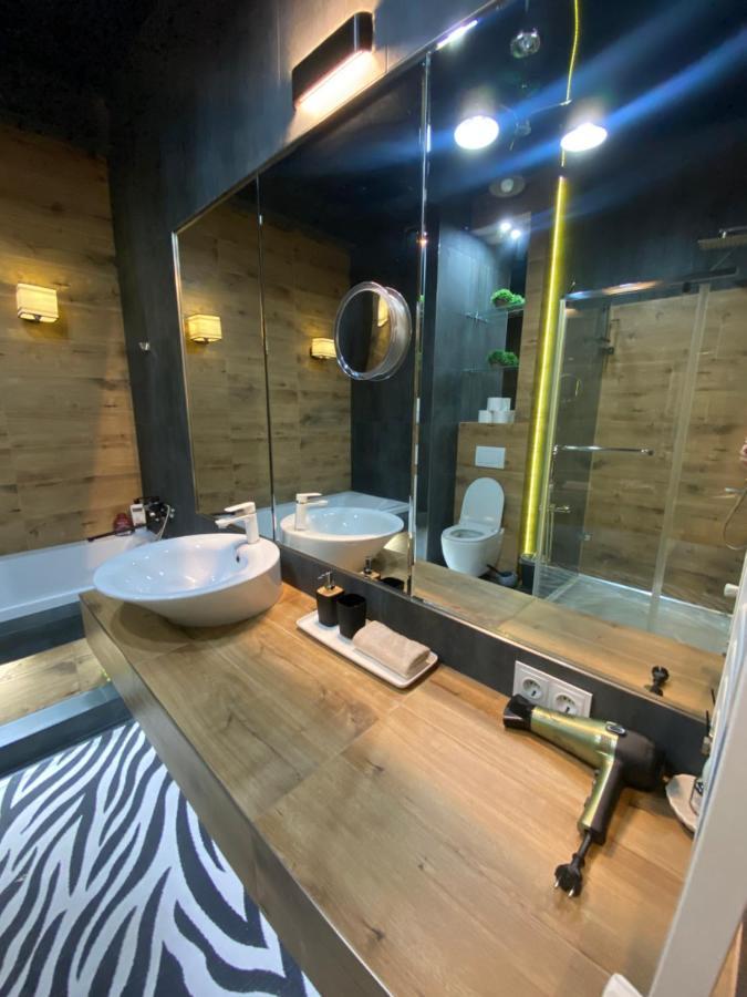 New Double Room Luxury Apartment In The Center Кишинев Екстериор снимка